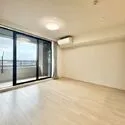 サングランデ八王子 南向きの採光眺望良好なリビングダイニング