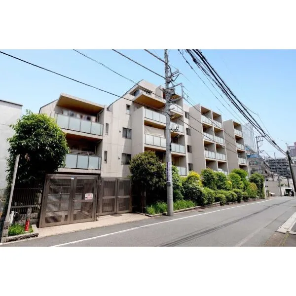 オープンレジデンシア表参道est 外観