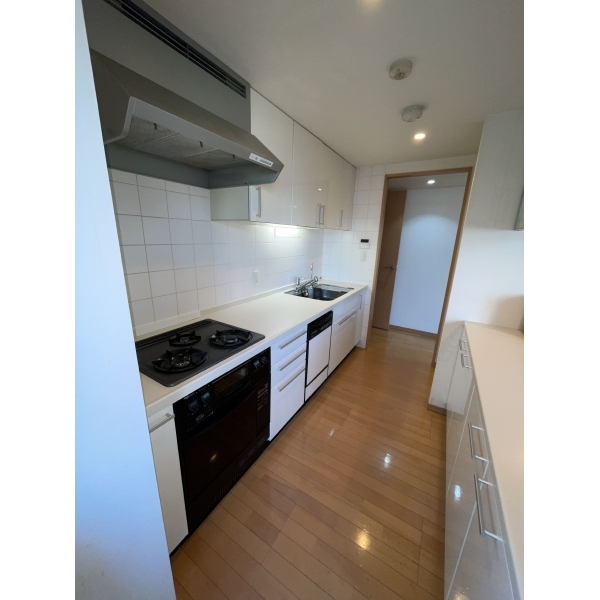 麻布市兵衛町ホームズ キッチン