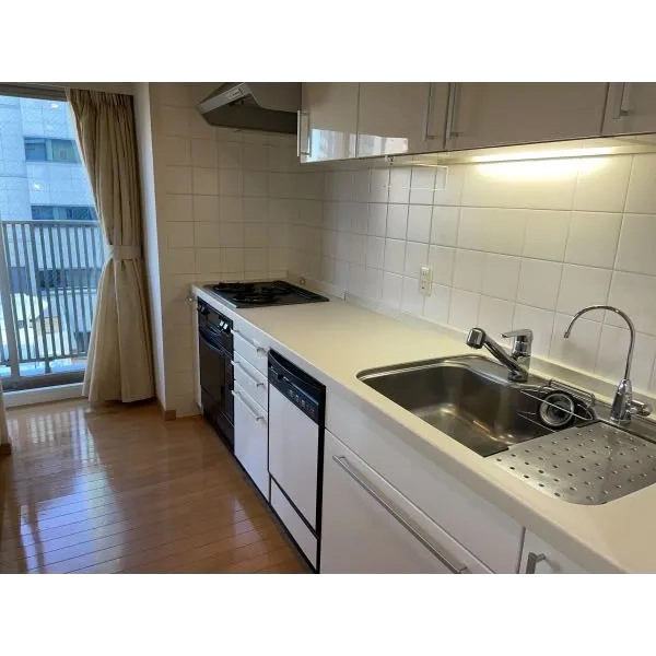 麻布市兵衛町ホームズ キッチン