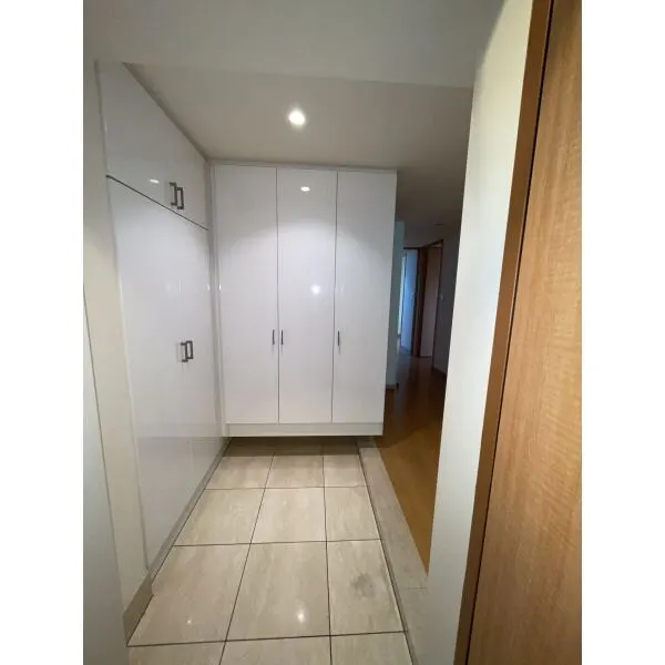 麻布市兵衛町ホームズ 玄関