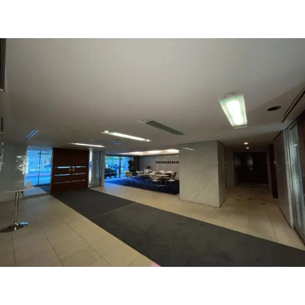 麻布市兵衛町ホームズ エントランス