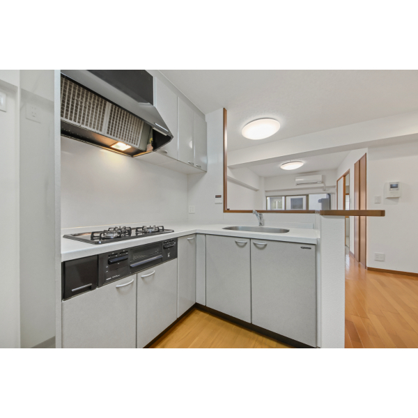 ドミール五番町１号棟 キッチン