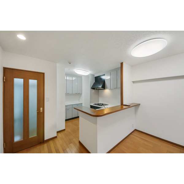 ドミール五番町１号棟 キッチン