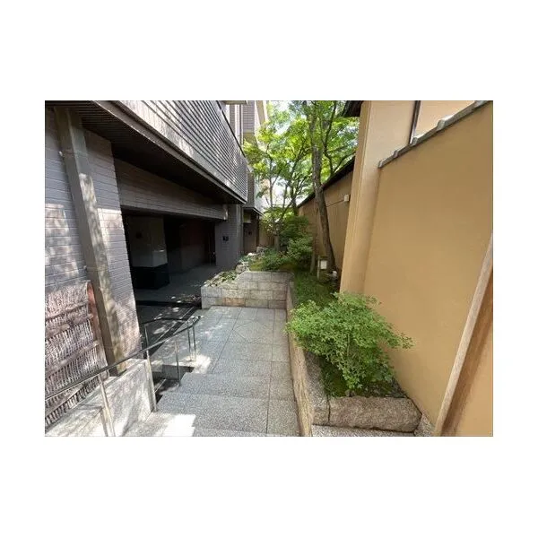 グレーシィ京都東山 エントランス