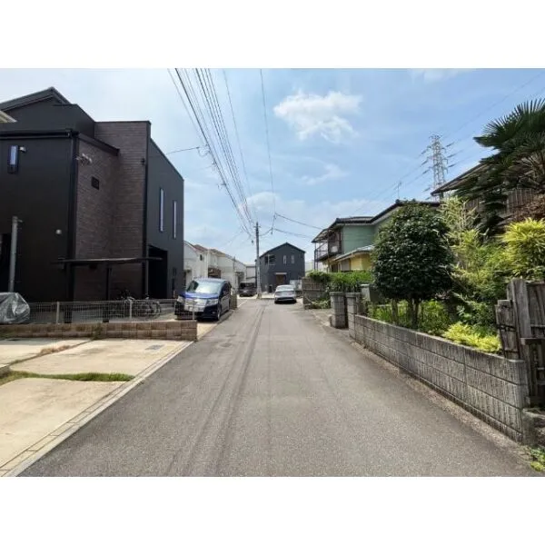 柏市かやの町 前面道路含む現地写真