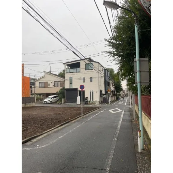 豊島区千早３丁目 北川前面道路
