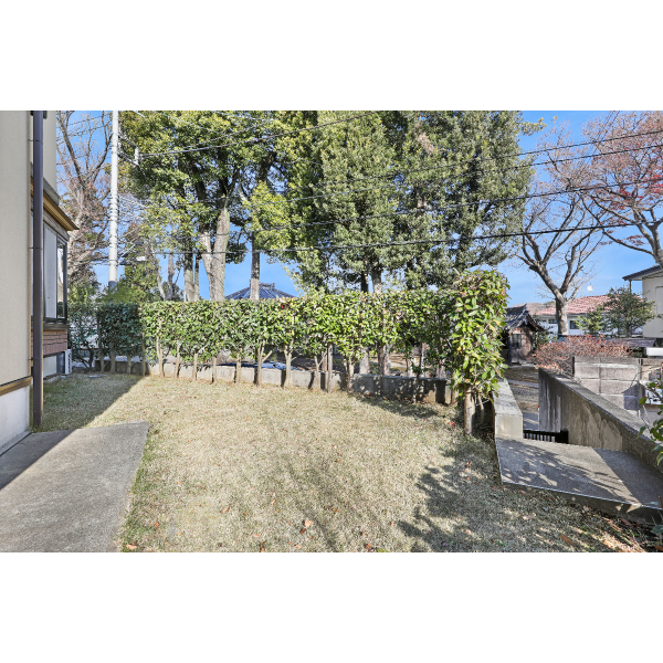 市川市国府台３丁目 庭