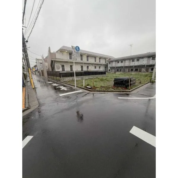板橋区常盤台2丁目 現地(手前側)・前面道路