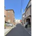 さいたま市南区辻４丁目 南東側前面道路‐２０２６年２月撮影