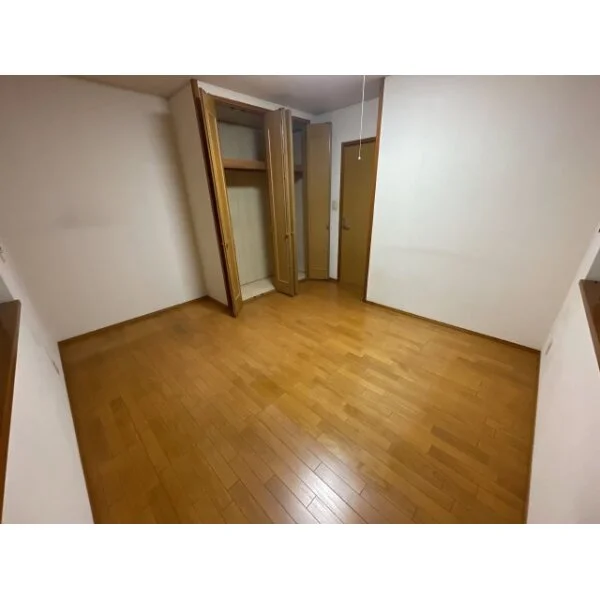 芦屋市西芦屋町 2階8.6畳