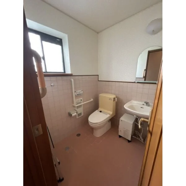 芦屋市西芦屋町 1階