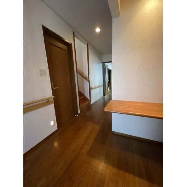 芦屋市西芦屋町 廊下