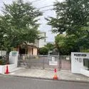 横浜市神奈川区片倉５丁目 市立神大寺小学校 約８５０ｍ（徒歩１１分）