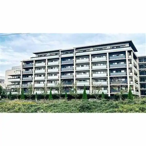 ルネ横浜戸塚 外観