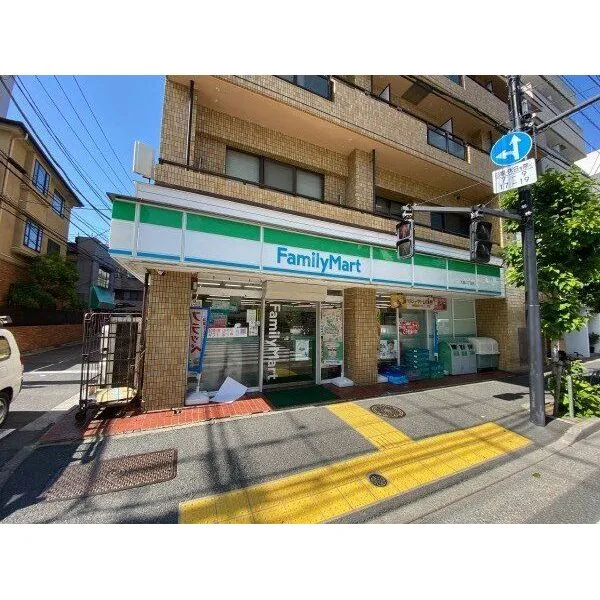 江東区大島2丁目 ファミリーマート大島二丁目店(コンビニ)まで約210m(徒歩3分)