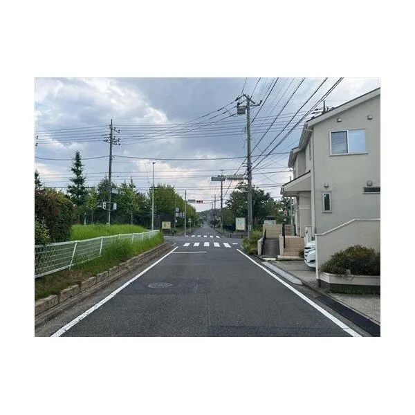 川崎市麻生区王禅寺東４丁目 北側前面道路