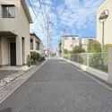 市川市大洲１丁目 前面道路（２０２６年７月撮影）