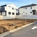 練馬区大泉学園町６丁目 北西側から現地を撮影。写真手前はA区画、奥はB区画となります
