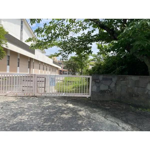 日進市岩崎町元井ゲ 日進市立日進中学校（中学校）まで約2300m（徒歩29分）