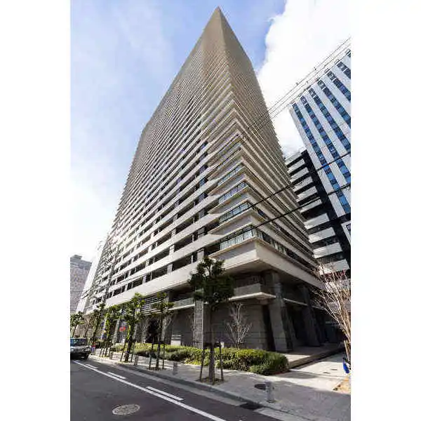 Ｎ４．ＴＯＷＥＲ 外観