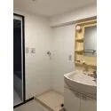 ライオンズマンション町屋 洗面台と脱衣所