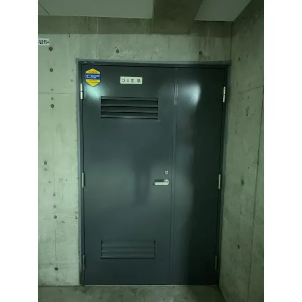 アーバイル戸越駅前 ゴミ置場