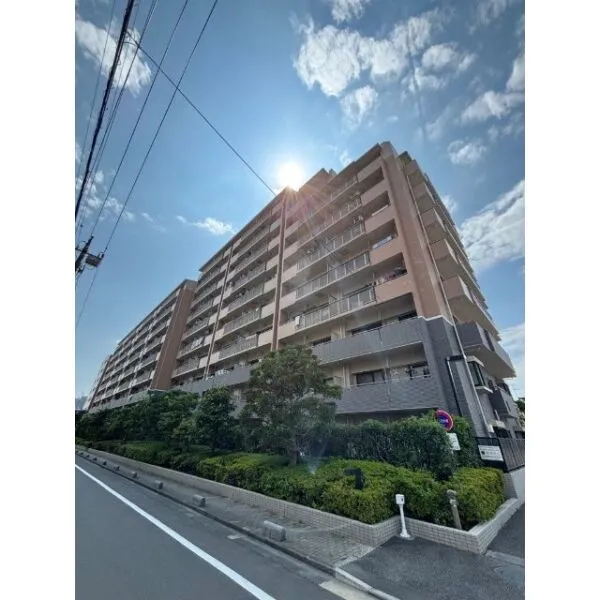 ライオンズガーデンシティ平井 建物外観