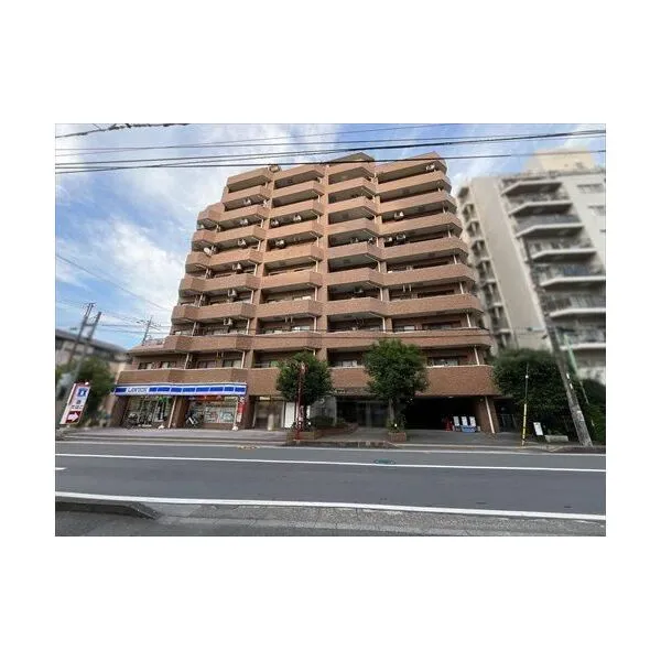 ライオンズマンション川口栄町 外観（２０２６年７月撮影）