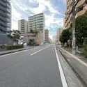 ライオンズマンション川口栄町 前面道路（２０２６年７月撮影）