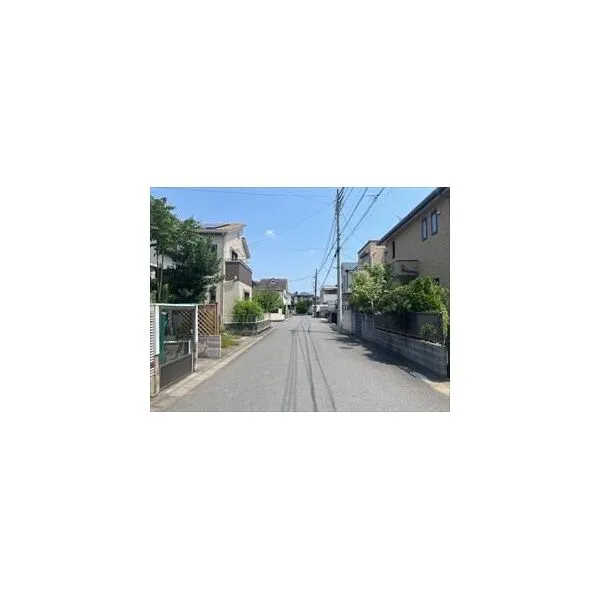 習志野市香澄３丁目 南東側前面道路１（２０２６年８月撮影）