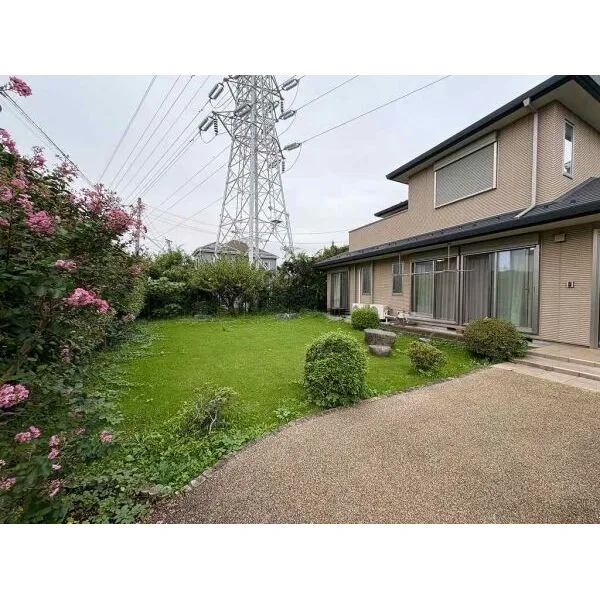 横浜市泉区中田南１丁目 南側の庭