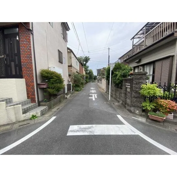 川口市南鳩ヶ谷3丁目 前面道路