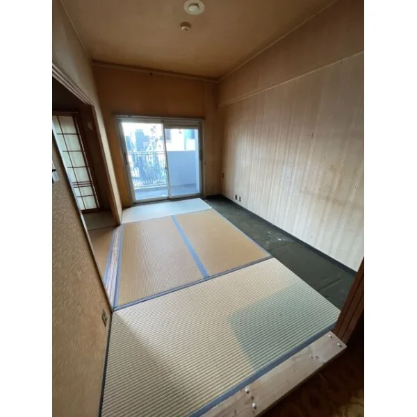 靭パークサイドコーポ 約5.5畳和室