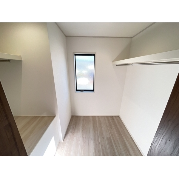 明石市朝霧町２丁目 洋室約7.5帖ウォークインクローゼット