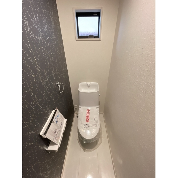 明石市朝霧町２丁目 1階トイレ