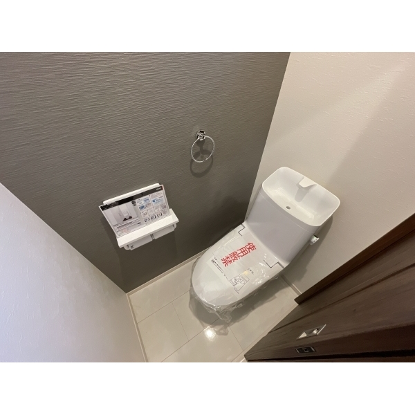 明石市朝霧町２丁目 2階トイレ