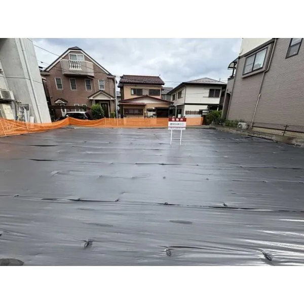さいたま市大宮区桜木町３丁目 現地：北側正面からの写真です。 (全2棟／左半分がB区画／右半分がA区画)(撮影年月：2026年…