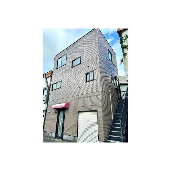 横浜市南区別所１丁目 鉄骨造3階建て！