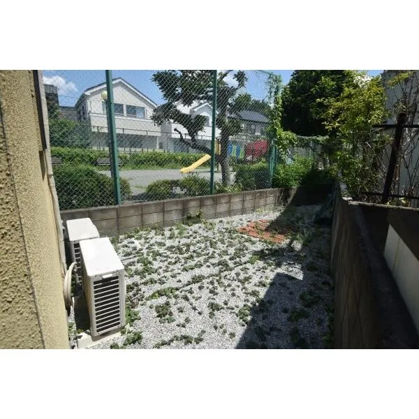 調布市深大寺東町８丁目 庭