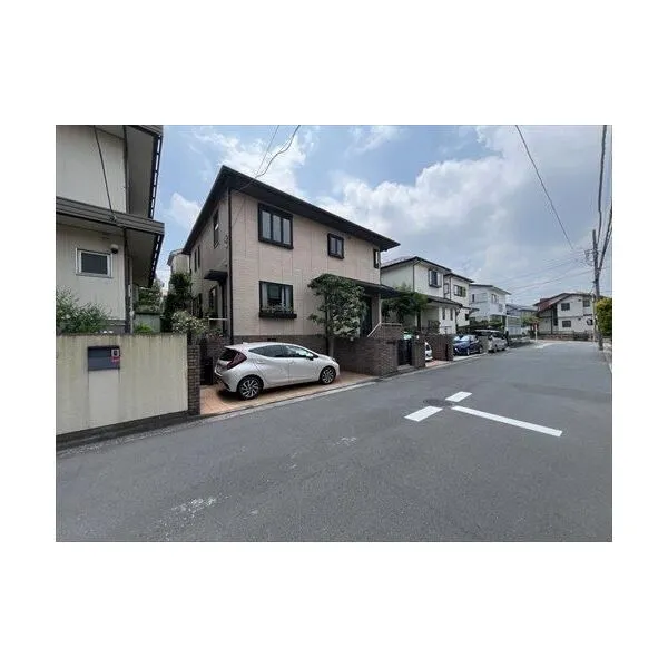 横浜市磯子区岡村７丁目 現地外観