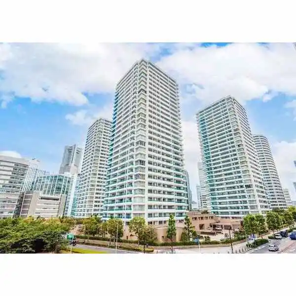 Ｍ．Ｍ．ＴＯＷＥＲＳ　ｔｈｅ　Ｅａｓｔ 外観