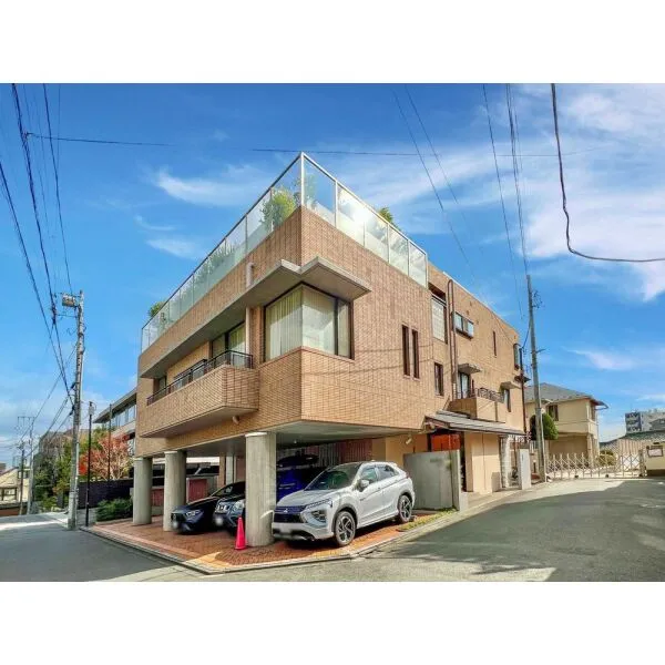 諏訪山ハウス 外観