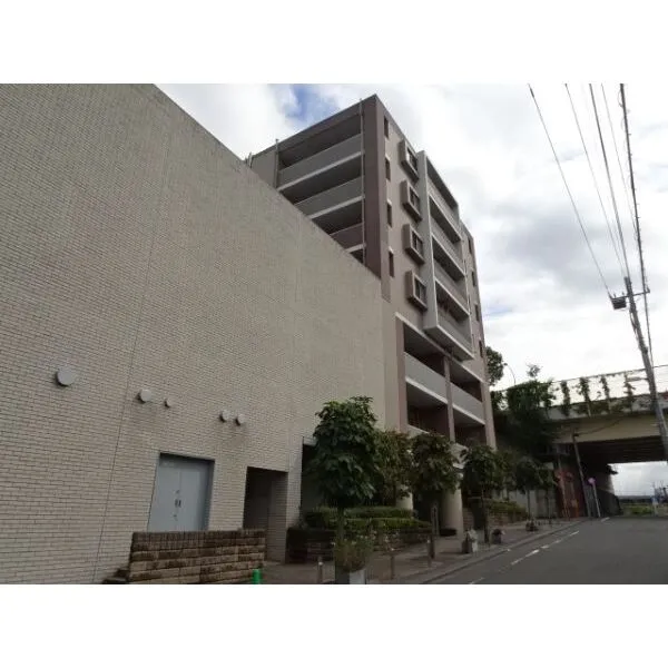 レクセルヒルズ日野 建物外観