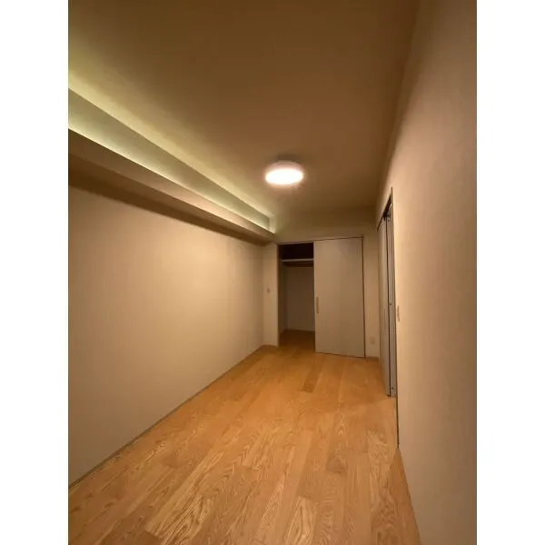 フォルム東洞院三条 洋室約6.5畳