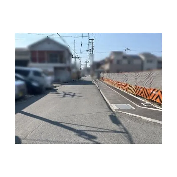 八尾市教興寺2丁目 南側道路(西方向に撮影)