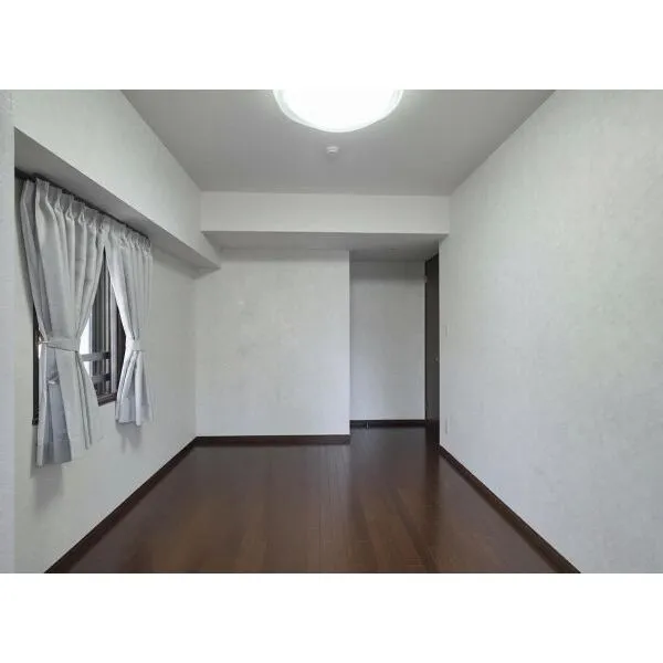 センチュリーステイツ高岳 洋室1(約7.8帖) (CGで作成したリフォームイメージです。掲載の画像は現況優先とします)