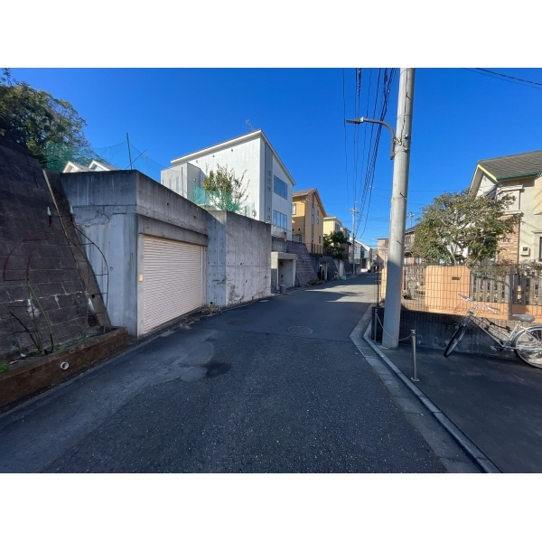 町田市大蔵町 前面道路