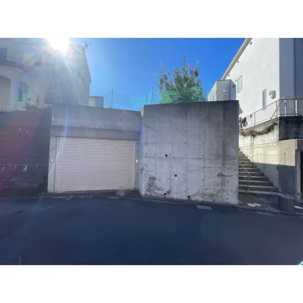 町田市大蔵町 擁壁、地下車庫