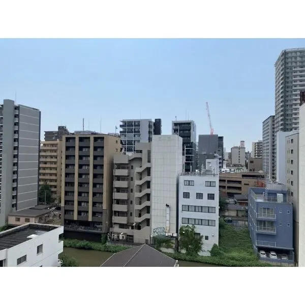 ライオンズマンション上前津第2 西側バルコニーからの眺望 (眺望は永続的に保証されるものではありません)